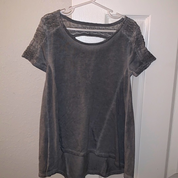 Mudd Girls gray shirt sleeve top with cutout in back. Girls size 7/8 - Picture 1 of 6